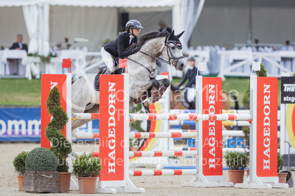 220731_BHO_BT_M1-Spr-125 | Deine schönsten Turniermomente als professionelle Fotos! Entdecke hochwertige Pferdesport-Fotografie im Online-Shop. Jetzt Fotos finden & bestellen!