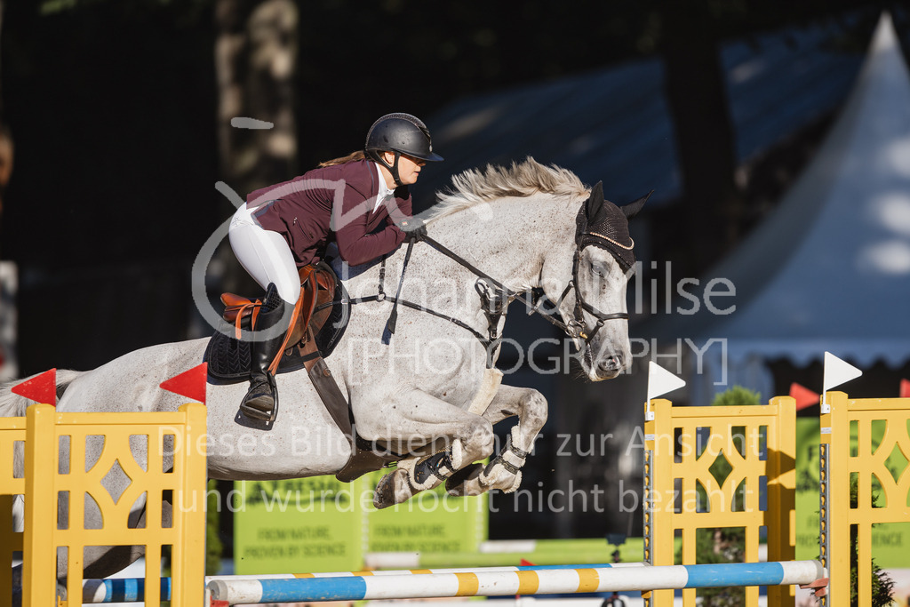 230908_OWLCh_AmateurM-211 | Deine schönsten Turniermomente als professionelle Fotos! Entdecke hochwertige Pferdesport-Fotografie im Online-Shop. Jetzt Fotos finden & bestellen!