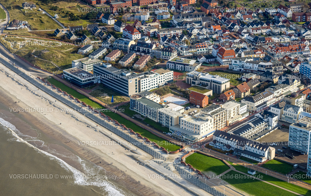 Aurich251105001Norderney | Luftbild, Nordstrand mit Kurklinik Norderney und Hotelanlage Strandhotel Georgshöhe, Ferienhotel Haus Waldeck, Sandstrand und Strandpromenade Kaiserstraße mit Strandschutzwall, Hotels und Ferienhäuser, Norderney, Norddeutschland, Ostfriesland, Niedersachsen, Deutschland