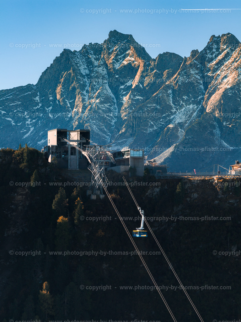  Mayrhofen Herbst Gondelblick copyright  Thomas Pfister-2 | PHOTOGRAPHY BY THOMAS PFISTER