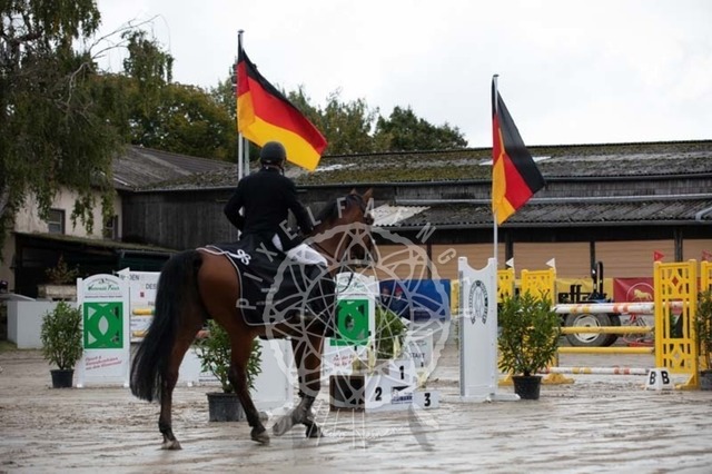 2B4A3206 | pixelfaenger - Realisiert mit Pictrs.com