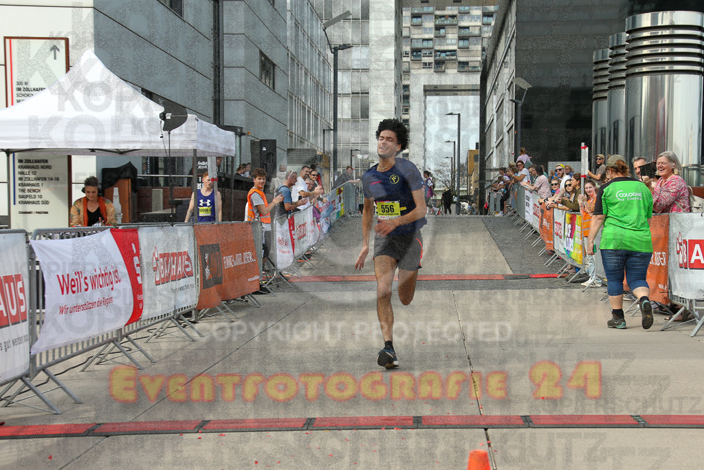 250920_1514_EX1_8619 | Sportfotografie im Rhein-Sieg Kreis, Köln, Bonn, NRW, Rheinland Pfalz, Hessen, etc. Unser Tätigkeitsfeld umfasst den Laufsport vom Volkslauf über den Marathon, Duathlon, Triathon bis zum Ultralauf wie Kölnpfad Ultra oder Schindertrail.