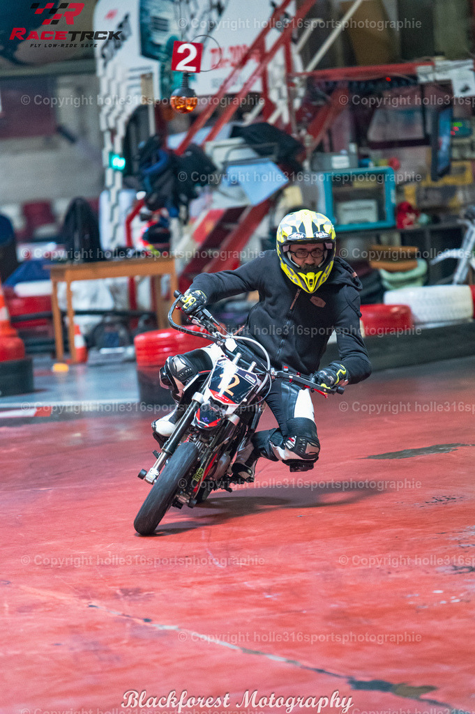 26_01_25racetrck.1013-7 | Sportfotografie , Motorsport, Motoross, Reitsport, Mointainbike, Enduro,
Landschaft , Outdoor, Eventfotografie, Landschaft, Bilder online bestellen - Realisiert mit Pictrs.com