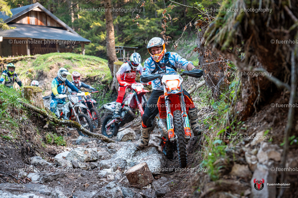 fuernholzer_250501-C1-233 | Fotografische Impressionen von der Red Stag Enduro Extreme by fuernholzer-photography.com. Endurosport in Österreich fotografisch festgehalten von fuernholzer. Auftragsfotografie für Private, Gewerbefotos und Industriefotografie. Eventfotografie, Sportfotografie und Motorsportfotografie. Anbieter von Fotoworkshops, Fototraining, fotografischen Vorträgen und Fotoseminaren.