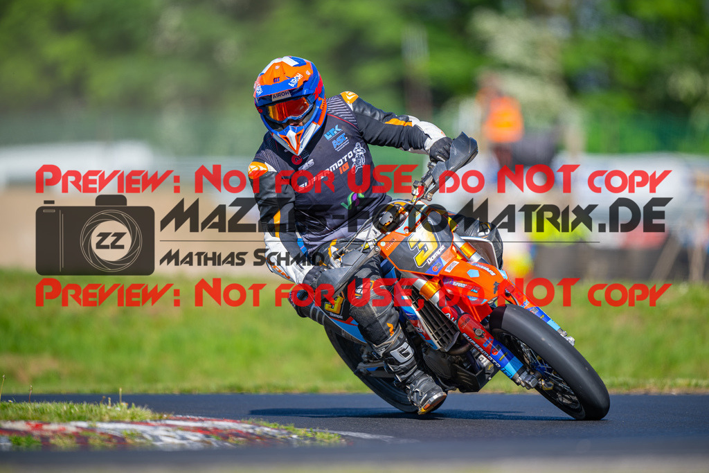 MaZZes-Fotomatrix-20260509-65256 | S5