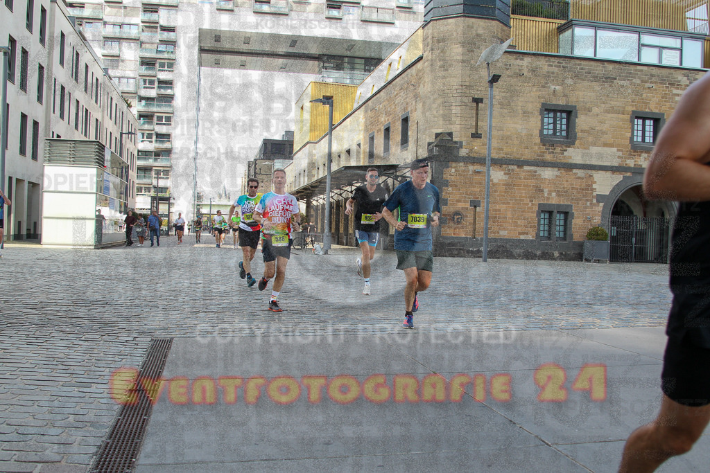 250920_1452_EV4_7353 | Sportfotografie im Rhein-Sieg Kreis, Köln, Bonn, NRW, Rheinland Pfalz, Hessen, etc. Unser Tätigkeitsfeld umfasst den Laufsport vom Volkslauf über den Marathon, Duathlon, Triathon bis zum Ultralauf wie Kölnpfad Ultra oder Schindertrail.