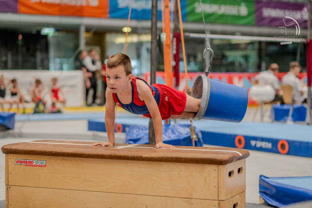 DSC_9601 | "Fussifoto.com – Ihr Ansprechpartner für hochwertige Fotografie! Entdecken Sie kreative Bilder und professionelle Dienstleistungen. Kontaktieren Sie uns für Ihre Projekte!"