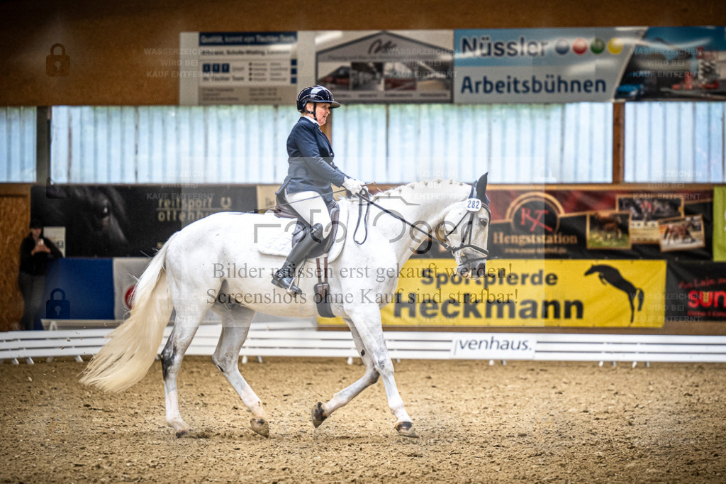 DOS_3331 | Entdecke hochwertige Reitturnierfotos von Foto Oger. Professionell, emotional und authentisch – jetzt Lieblingsmomente im Shop bestellen. - Realisiert mit Pictrs.com