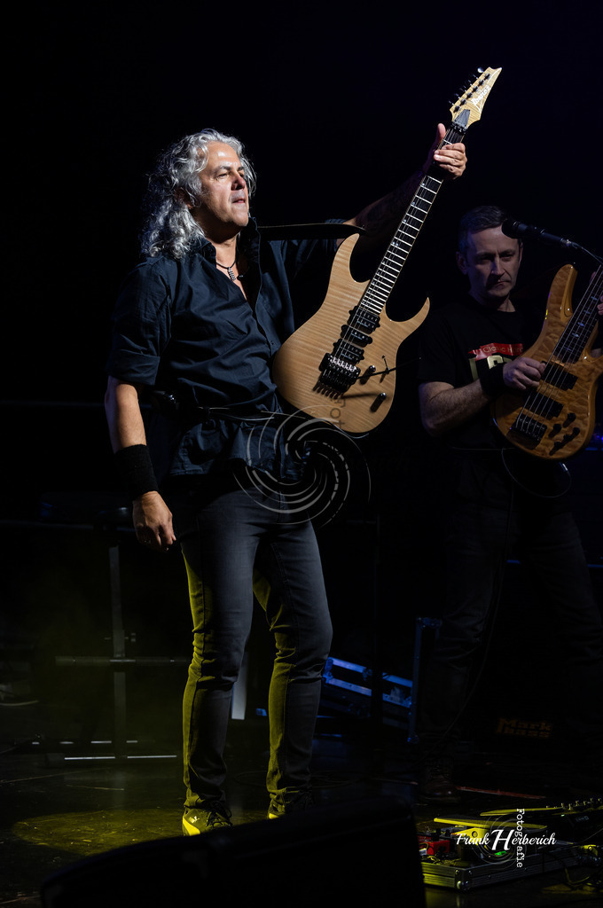 Legend | Legend , Meet The Heat in Höpfingen - Realisiert mit Pictrs.com