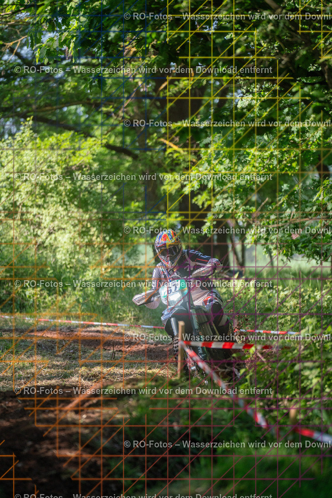 Wolfshausen 3 Lauf -1511 | Sportfotografie von RO-Fotos: Motorsport, Motocross, Enduro, Laufveranstaltungen und Triathlon. Professionelle Fotos von Sportlern und Events. - Realisiert mit Pictrs.com