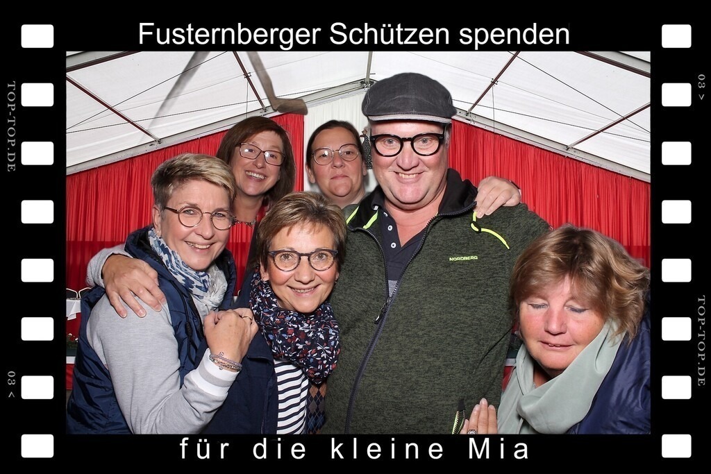 top-top.de 240928-052 | Foto, Video, Fotografie, Videografie, Fotobox, DJ, Discjockey, Musik, Musikbox, Veranstaltung, Photobooth, Amazon, Ebay, Buchtipp, Bestseller, Autor, Verlag, Buch, Wesel, Hamminkeln, NRW, Dinslaken, Rees, Drohne, Hochzeit, Party, Fotobox, Wesel, Fotograf