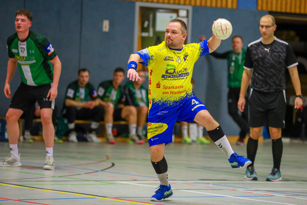 SVN_HcTvRhede_131225_137 | Bildergalerie von Sport-Ereignissen aber auch von weiteren spannenden Dingen - nicht nur vom Niederrhein. In Anlehnung an den bekannten Spruch von Hanns Dieter Hüsch heißt das Motto: "Niederrhein ist überall".  - Realisiert mit Pictrs.com