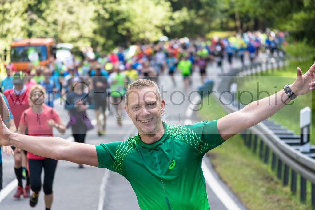 Rennsteiglauf 2017 | Neuhaus/Rwg. - Schmiedefeld am 19. Mai 2017