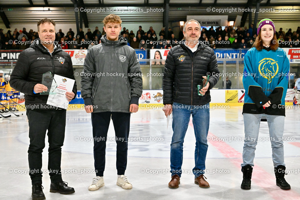  ESC Steindorf vs. EHC Althofen 2.3.2023 | Ehrung KEHV Superstar Wahl 2022/23, KEHV Präsident Michael Herzog Löschnig, Marco Steiner, KEHV Schiedsrichter Referent Michael Baumann, Rebecca Thamer
