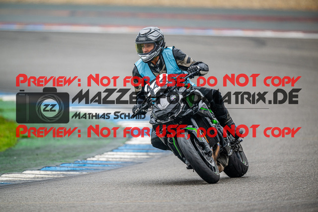 MaZZes_FotoMatrix_240702_6007705_3123 | INST