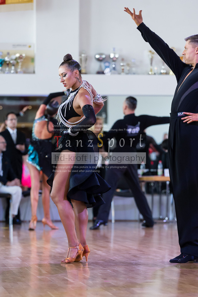 20240616_D-Cup-HGR-Latein_3345 | Tanzsportbilder, Standardtanz, Lateintanz, WDSF, DTV, LTVB, dancecomp, goc, hessen tanzt, blaues band der spree, walzer, tango, wiener walzer, slowfox, quickstepp, samba, rumba, cha-cha-cha, paso doble. jive, hd-kroft photography, turniertanzsport