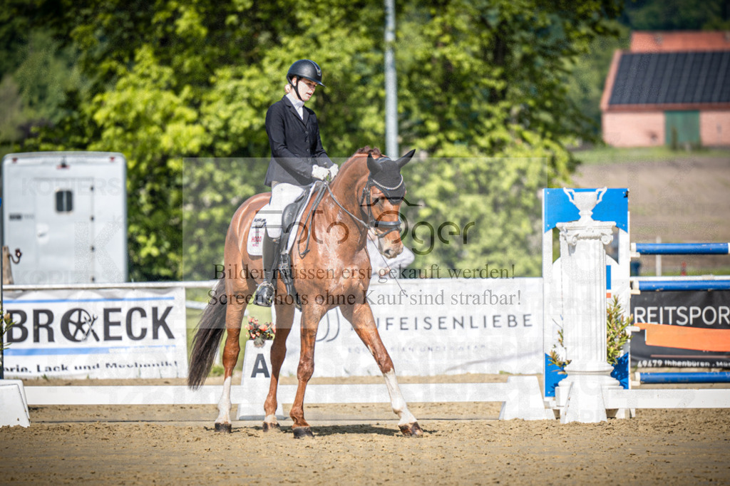 DOS_1769 | Reitturnier Venne - Realisiert mit Pictrs.com