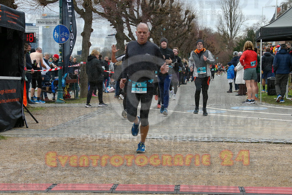 231231_1205_EX1_5580 | Sportfotografie im Rhein-Sieg Kreis, Köln, Bonn, NRW, Rheinland Pfalz, Hessen, etc. Unser Tätigkeitsfeld umfasst den Laufsport vom Volkslauf über den Marathon, Duathlon, Triathon bis zum Ultralauf wie Kölnpfad Ultra oder Schindertrail.