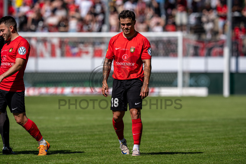 Stuttgarter Kickers vs. SG Sonnenhof Großaspach, Fussball, WFV-Pokal, Finale, 23.05.2026 | Niklas Pollex (SG Sonnenhof Großaspach, #18),Stuttgarter Kickers vs. SG Sonnenhof Großaspach, Fussball, WFV-Pokal, Finale, 23.05.2026