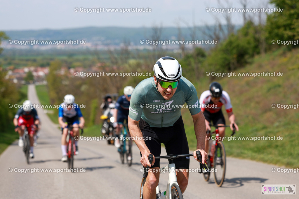 323_AR6_9567 | Neusiedlersee Radmarathon 2026@sportshot_your_pictrs #yourpictures#roadtowm2029 #nrm #neusiedlerseeradmarathon #neusiedlersee #neusiedlerseetourismus #burgenland #mörbisch #nrm26 #burgenlandtourismus #voglundco #poweredbyburgenlandtourismus #radsport #rad #marathon #ucigranfondo #visitburgenland #ucigranfondoworldseries