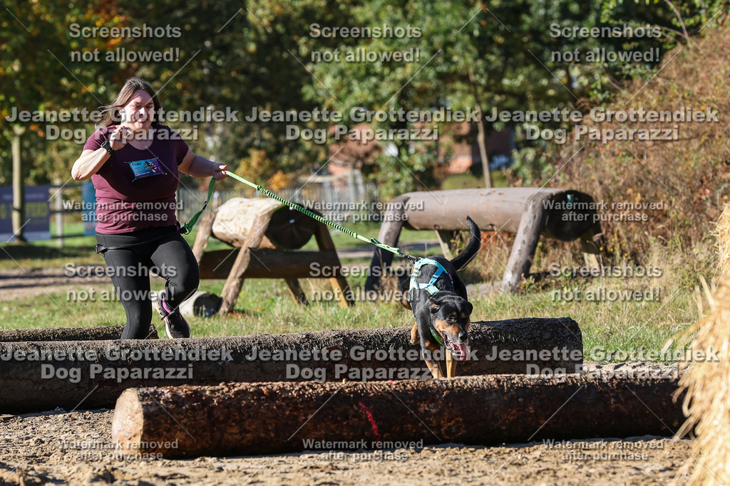 Dog Paparazzi - Strongdog 10-25-1885 | Dog Paparazzi Jeanette Grottendiek Fotografie & Videografie - Realisiert mit Pictrs.com