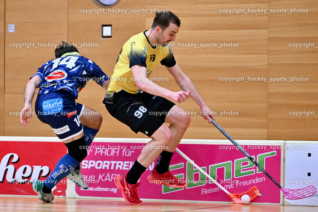 VSV Unihockey  vs. FBK Loka  | #14 Michael Klemm VSV Unihockey, #98 Gašper Triler FBK Loka, VSV Unihockey  vs. FBK Loka , VSV Unihockey  vs. FBK Loka  am 25.01.2026 in Villach (Ballspielhalle St. Martin), Austria, (Photo by Bernd Stefan)