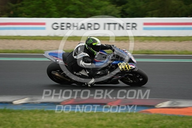 2024_05_25_PBK_26363 | Sportfotografie; SlowMotion; Video; Rennstrecke; Hafeneger; Speer; Racing; RSE; BMW; CBO; Trackday; Motorsportarena; Hockenheimring; Brno; Most; Barcelona; Valencia