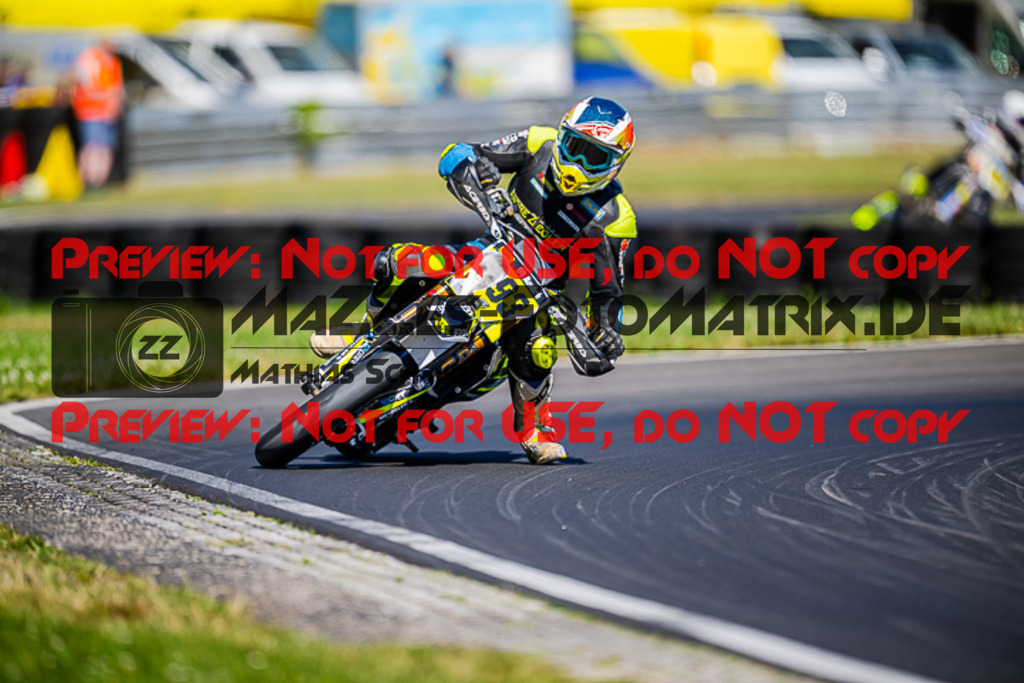 MaZZes_FotoMatrix_220702_2216 | S1