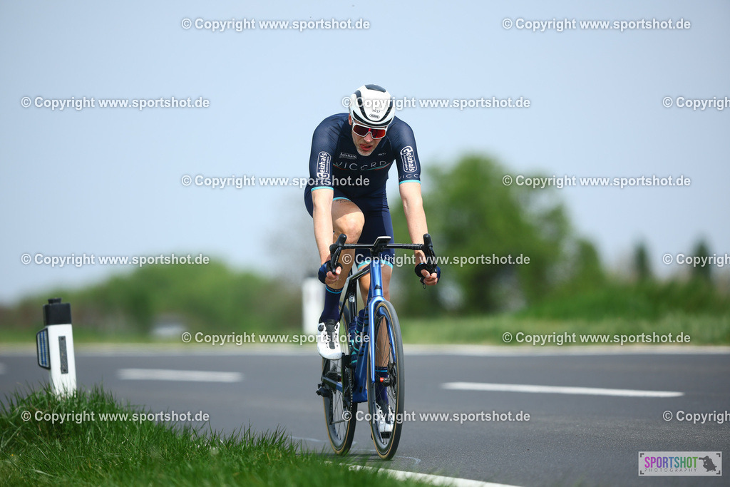 627_TRA55859 | Neusiedlersee Radmarathon 2026@sportshot_your_pictrs #yourpictures#roadtowm2029 #nrm #neusiedlerseeradmarathon #neusiedlersee #neusiedlerseetourismus #burgenland #mörbisch #nrm26 #burgenlandtourismus #voglundco #poweredbyburgenlandtourismus #radsport #rad #marathon #ucigranfondo #visitburgenland #ucigranfondoworldseries