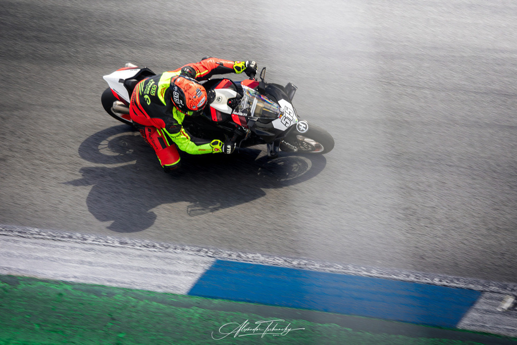 Ducati Trackday Hockenheimring 2026 | Entdecken Sie die faszinierende Welt von Alexander Tschuncky Arts: Kreative Fotografie, atemberaubende Automobilkunst und hochwertiger Bilderdruck. Lassen Sie sich inspirieren! - Realisiert mit Pictrs.com