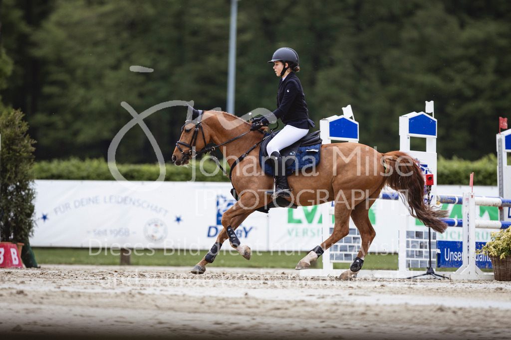240504_PonyTrophy-228 | Deine schönsten Turniermomente als professionelle Fotos! Entdecke hochwertige Pferdesport-Fotografie im Online-Shop. Jetzt Fotos finden & bestellen!