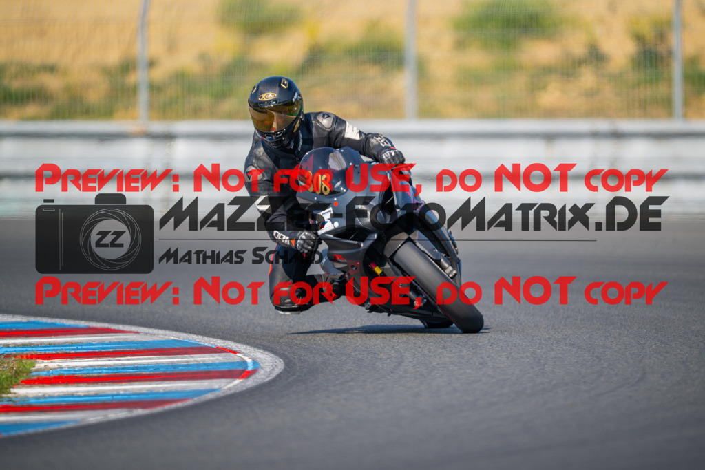MaZZes-Fotomatrix-20260805-523068 | OPEN