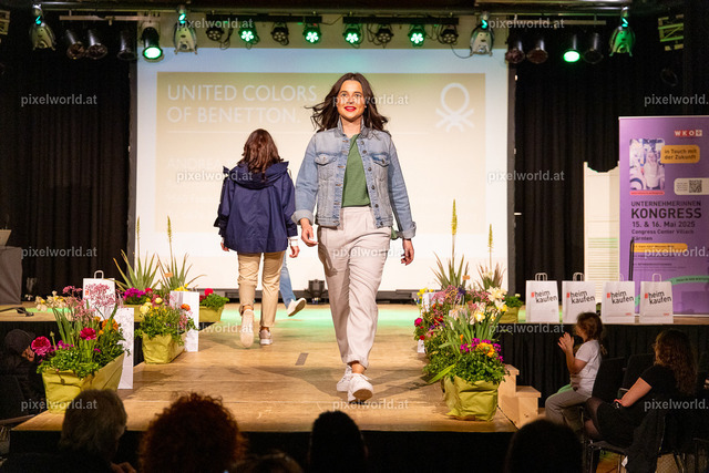 1. Wirtschaftsfrühling im Stadtsaal Feldkirchen - Tag 1 | Bildershop von pixelworld.at - Realisiert mit Pictrs.com