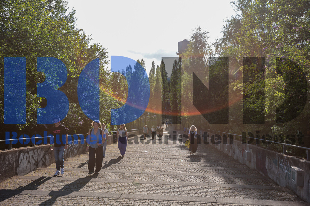 SES_BOCEXT20250626-43 | bond - Realisiert mit Pictrs.com