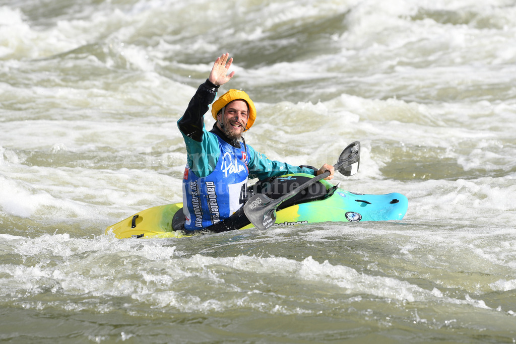 ICF CANOE FREESTYLE WORLD CUP 1 / PLATTLING | 2024 ICF CANOE FREESTYLE WORLD CUP 1 / PLATTLINGMen's Kayak Surface Final Bartosz CZAUDERNA (Poland) #49 - Realisiert mit Pictrs.com