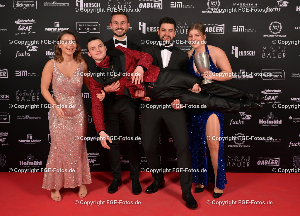 20240127-fge-fotos-0114 | Hofball der FGE am 27.01.2024 im Alten Stadttheater in Eichstätt. - Realisiert mit Pictrs.com