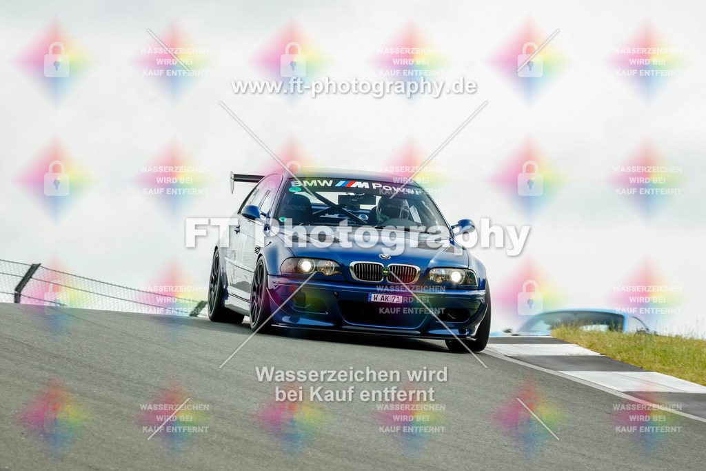 _GTS5501 | Hier findet Ihr Bilder von Touristenfahrten auf der Nürburgring Nordschleife oder von anderen Veranstaltungen die ich besucht habe. Viel Spass beim Durch Schauen 