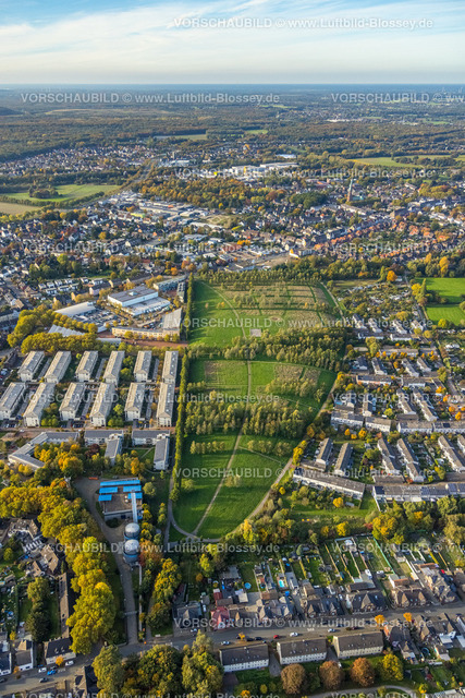 Bottrop221006271 | Luftbild, Prosper-Park, Wohnsiedlung Reihenhäuser Heinrich-Gutermuth-Straße, Zum Prosperpark, Am Skip-Schacht, Nord-Ost, Bottrop, Ruhrgebiet, Nordrhein-Westfalen, Deutschland