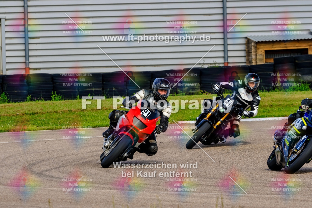 MotoTeam-8343 | Hier findet Ihr Bilder von Touristenfahrten auf der Nürburgring Nordschleife oder von anderen Veranstaltungen die ich besucht habe. Viel Spass beim Durch Schauen 