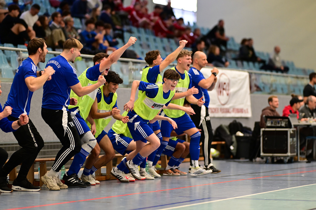 Futsal I Junioren I Saison 2024-2025 I NORDFV Regionalmeisterschaft | Der Sportfotograf. - Realisiert mit Pictrs.com