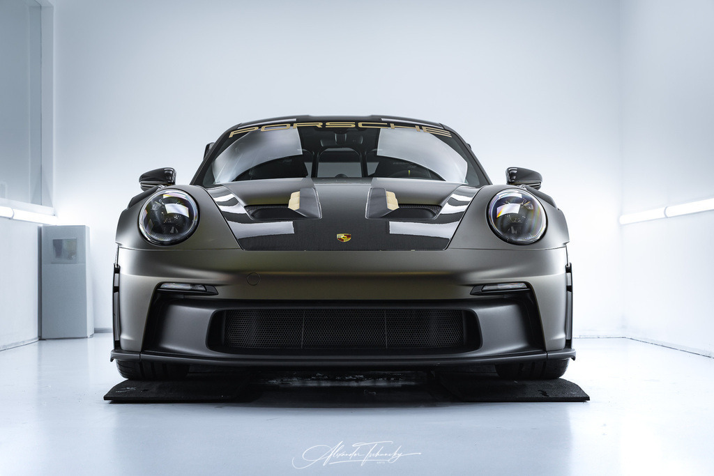 R6AT1438 _Alexander Tschuncky | Entdecken Sie die faszinierende Welt von Alexander Tschuncky Arts: Kreative Fotografie, atemberaubende Automobilkunst und hochwertiger Bilderdruck. Lassen Sie sich inspirieren! - Realisiert mit Pictrs.com