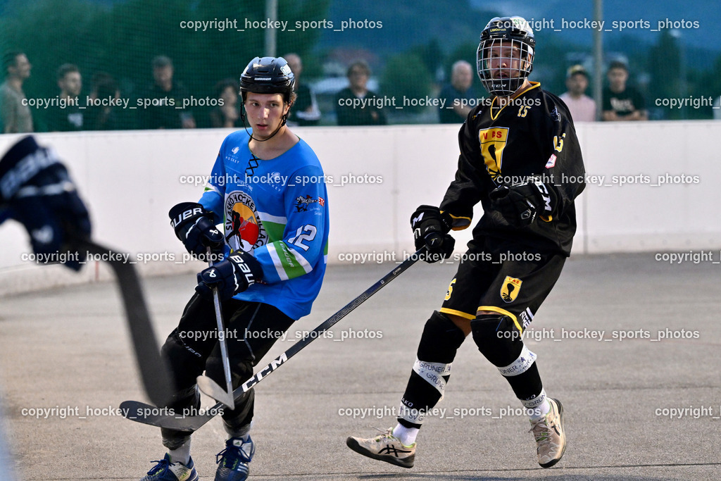 ASKÖ Hockey Villach vs. VAS Ballhockey  | #12 Malli Nicolas ASKÖ Villach Hockey, #15 Kronig Daniel VAS Villach, ASKÖ Hockey Villach vs. VAS Ballhockey , ASKÖ Hockey Villach vs. VAS Ballhockey  am 06.07.2025 in Villach (Alpen Arena ), Austria, (Photo by Bernd Stefan)