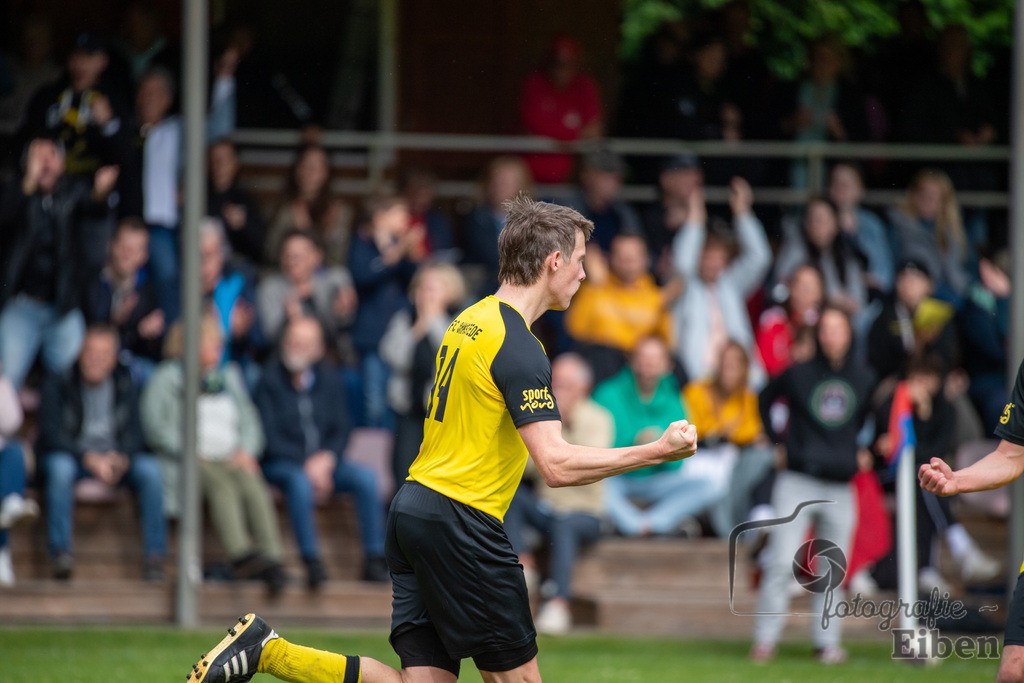 1. FC Ohmstede-SVE Wiefelstede | Herren Kreispokalfinale Jade-Weser-Hunte; 1.FC Ohmestede (gelb) - SVE Wiefelstede (weiß) am 16.06.2024; in Obenstrohe (Plaggenkrugstraße), Photo: Philip Eiben 2024 - Realisiert mit Pictrs.com