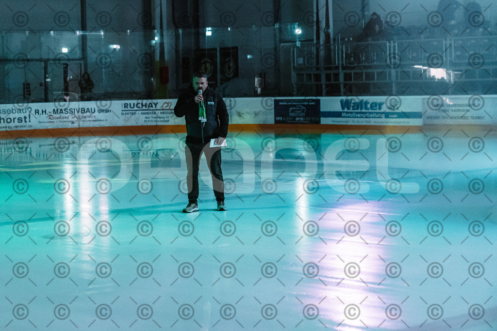 Alligators_vs_Deggendorf_30_11_2025-005 | Höchstadt Alligators Fotogalerie: Eishockey-Action aus Franken. Professionelle Spielfotos, Portraits & Stadionbilder zum Download. Jetzt entdecken! - Realisiert mit Pictrs.com