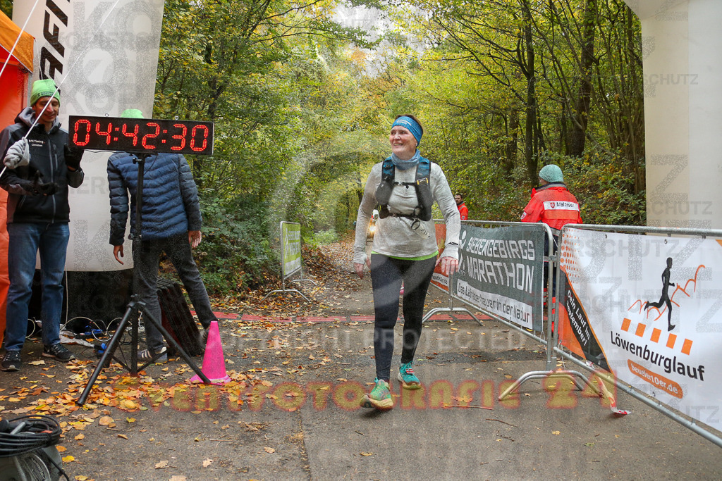 251026_1444_EX1_4198 | Sportfotografie im Rhein-Sieg Kreis, Köln, Bonn, NRW, Rheinland Pfalz, Hessen, etc. Unser Tätigkeitsfeld umfasst den Laufsport vom Volkslauf über den Marathon, Duathlon, Triathon bis zum Ultralauf wie Kölnpfad Ultra oder Schindertrail.