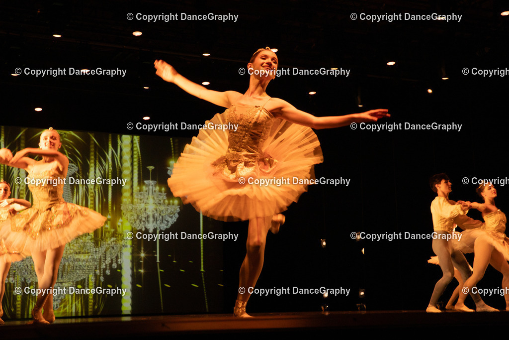 GPHY4532 | DanceGraphy - Realisiert mit Pictrs.com