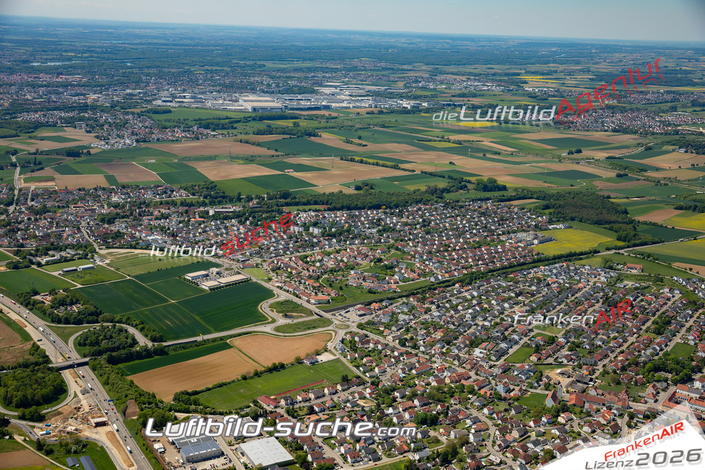 Luftaufnahme der Stadt Hepberg - Die Luftaufnahme wurde 2025 vom UL-Flugzeug heraus erstellt ( keine Drohne ) - Hochauflösende Luftaufnahme - für professionelle Ausdrucke geeignet. Die Geschenkidee !Mit Lizenz und Bildrechte bestellbar