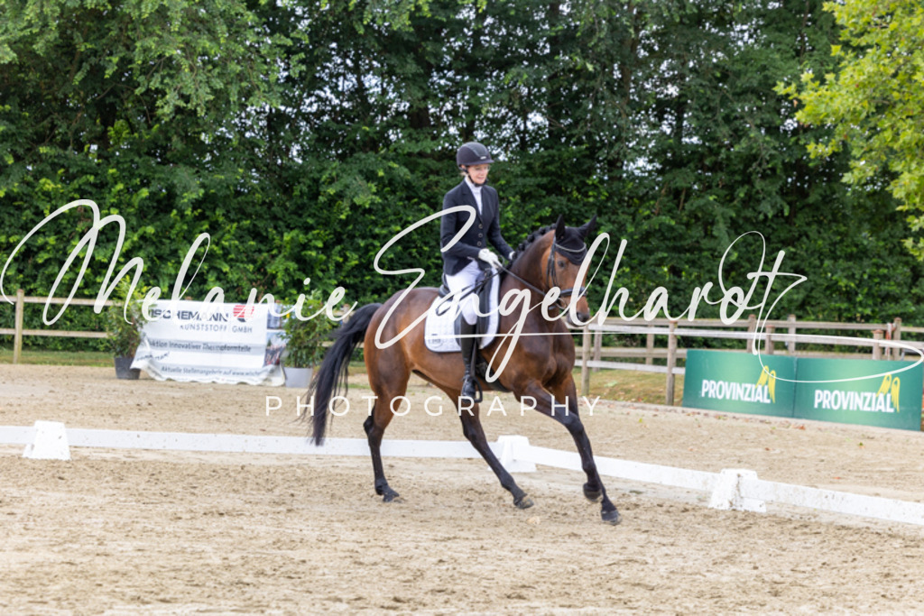 7I8A4953 | melanie-engelhardt-photography - Realisiert mit Pictrs.com