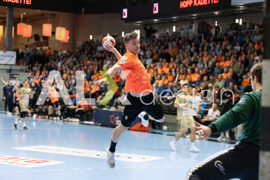 Handball I Herren I Saison 2025-2026 I EHF EUROPEAN LEAGUE 2025/26 | Men I Main Round I 2. Spieltag I Kadetten Schaffhausen - TSV Hannover-Burgdorf I 24.02.2026 | 6 Odinn Rikhardsson (IS) (Kadetten Schaffhausen) – Flügel rechts - Realisiert mit Pictrs.com