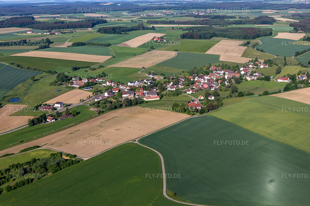 Luftbild: Bietingen im Ortsteil Bietingen in Sauldorf im Bundesland Baden-Württemberg in Deutschland. – Foto: IMG_132213.jpg vom 27.05.2022 durch Werner Riehm/FLY-FOTO.de – Auflösung des Originals: 5472 x 3648 px – Link öffnet im neuen Fenster